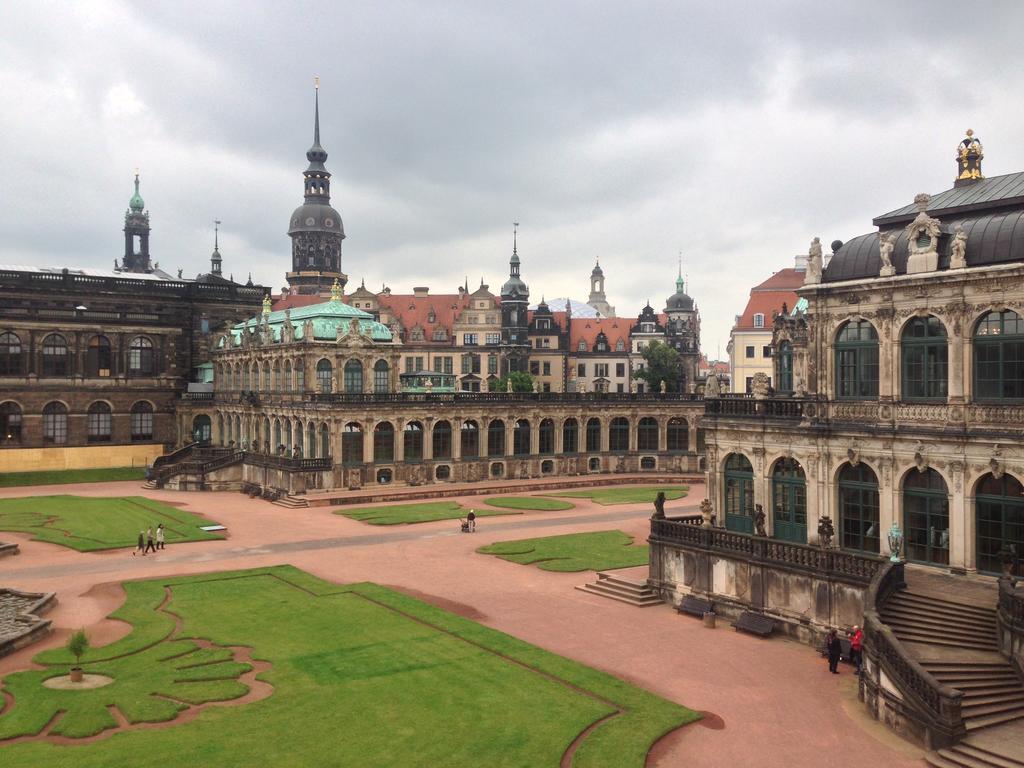 Fewo Am Zwinger Dresden Bilik gambar